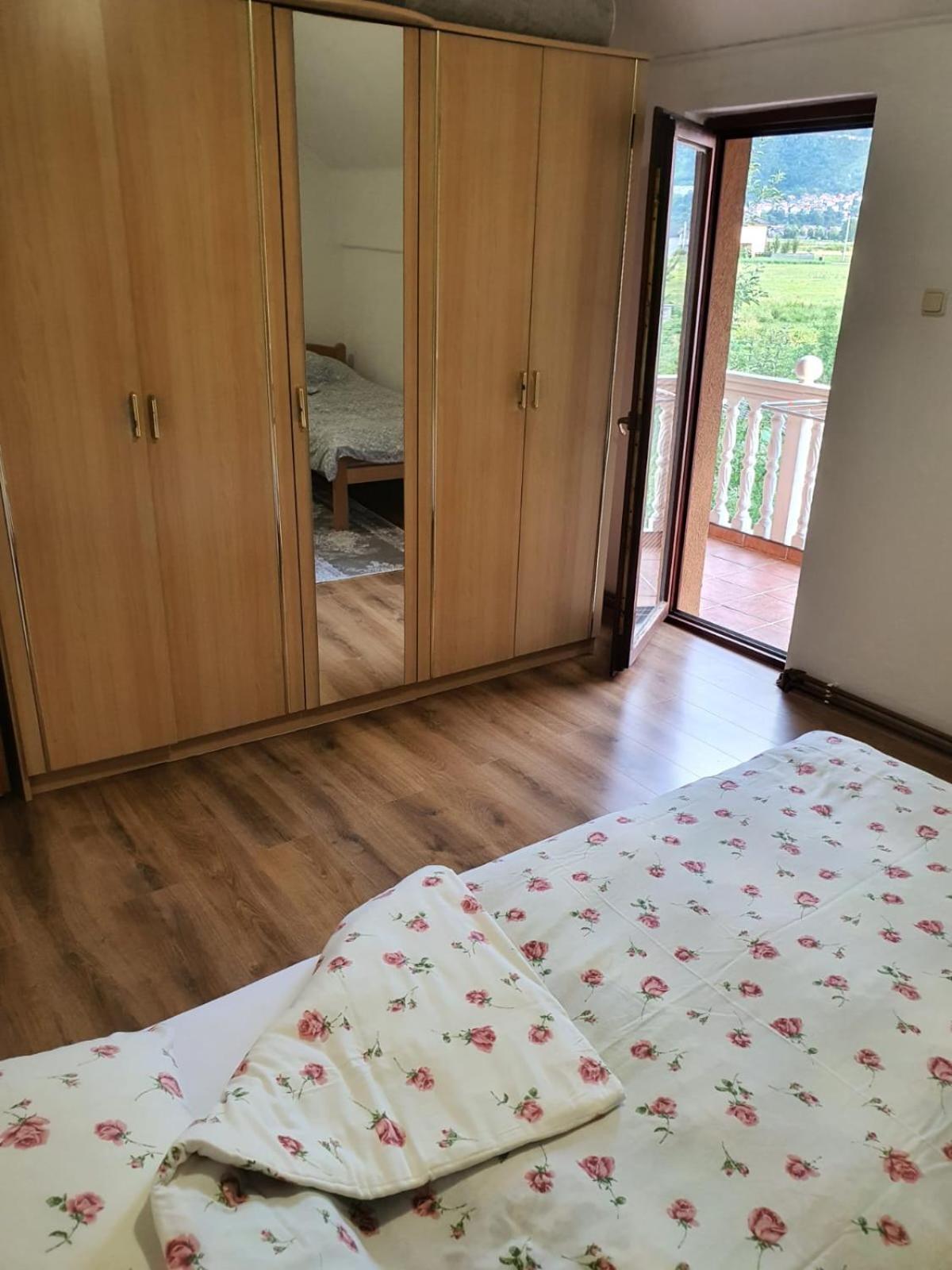 Kuc Apartment *